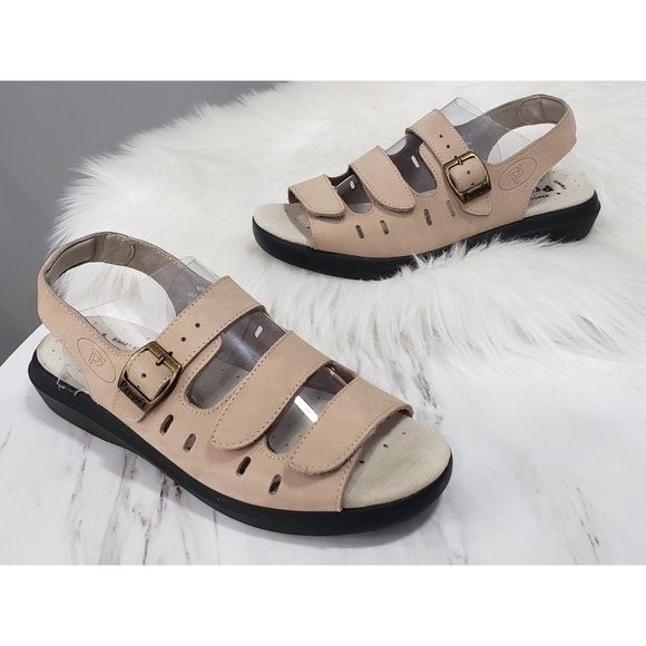 Propet Shoes - NEVER WORN 7 NARROW Propet Breeze Walker W0001 Women's Sport Sandal Nubuck Suede